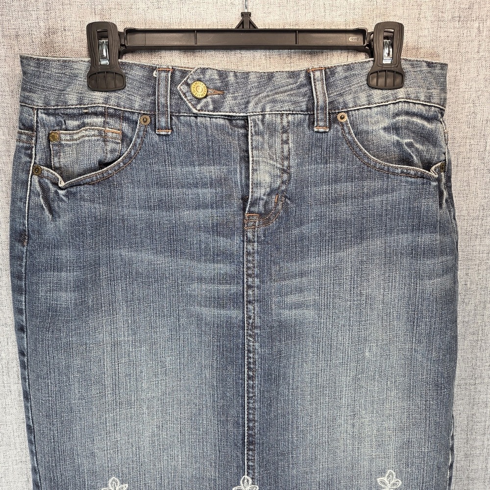 Limited Jeans Brand Y2K Women's Denim Skirt Size 6 Knee Length Fitted Lace - Picture 2 of 9